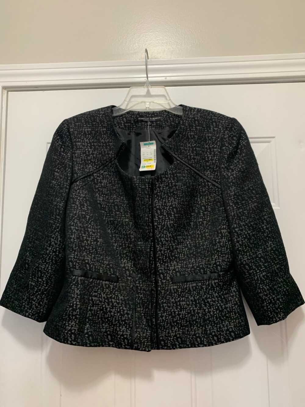 NWT Isabella Demarco Black Textured Cropped Blazer Size 10